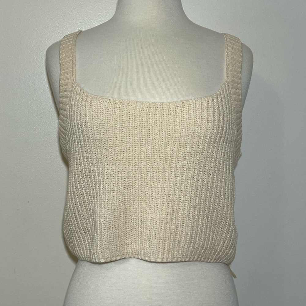 MABLE Beige Knit Women's Crop Tank